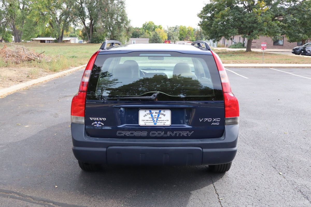 Used 2002 Volvo V70 Cross Country AWD/4WD image 6
