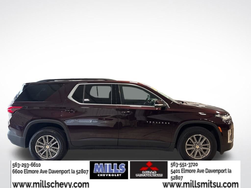 Used 2023 Chevrolet Traverse LT FWD image 4