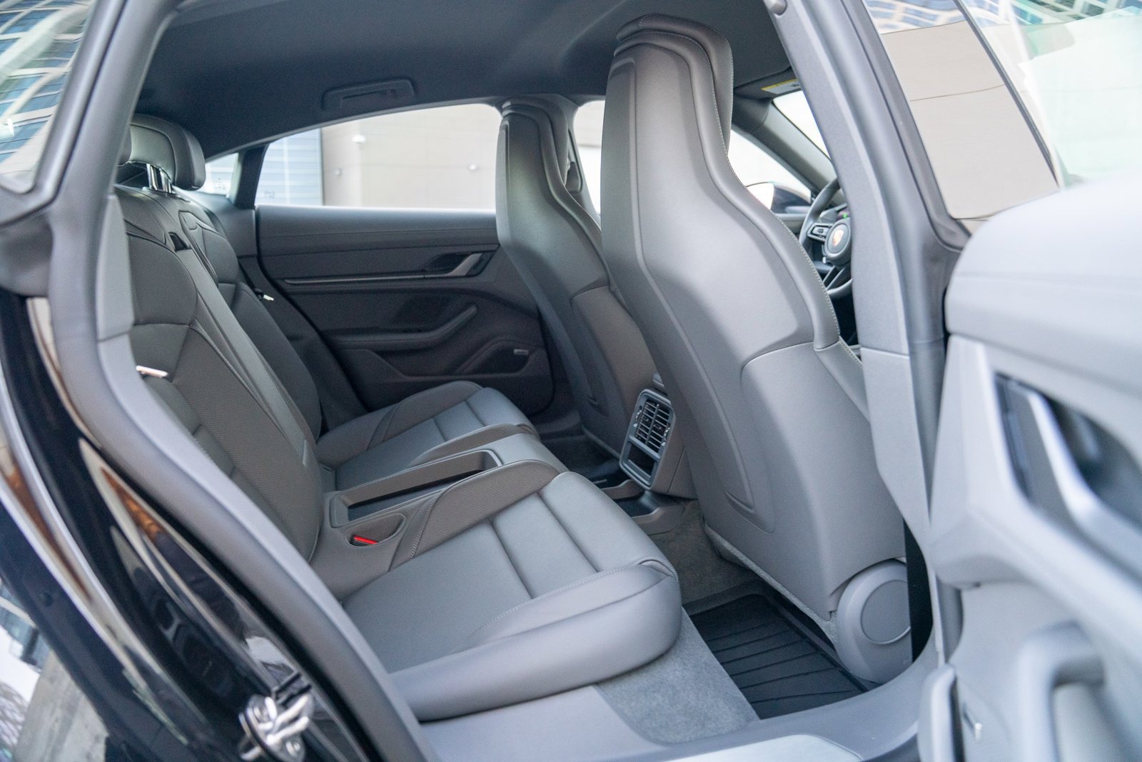 Certified 2026 Porsche Taycan AWD/4WD image 23