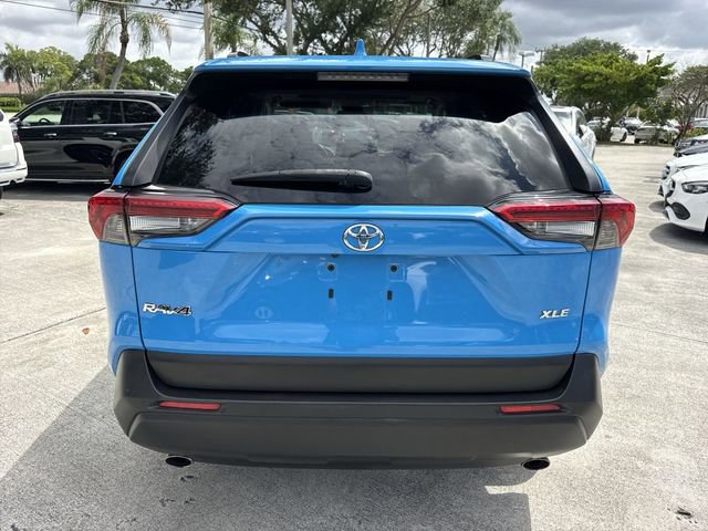 Used 2021 Toyota RAV4 XLE w/ Convenience Package FWD image 24