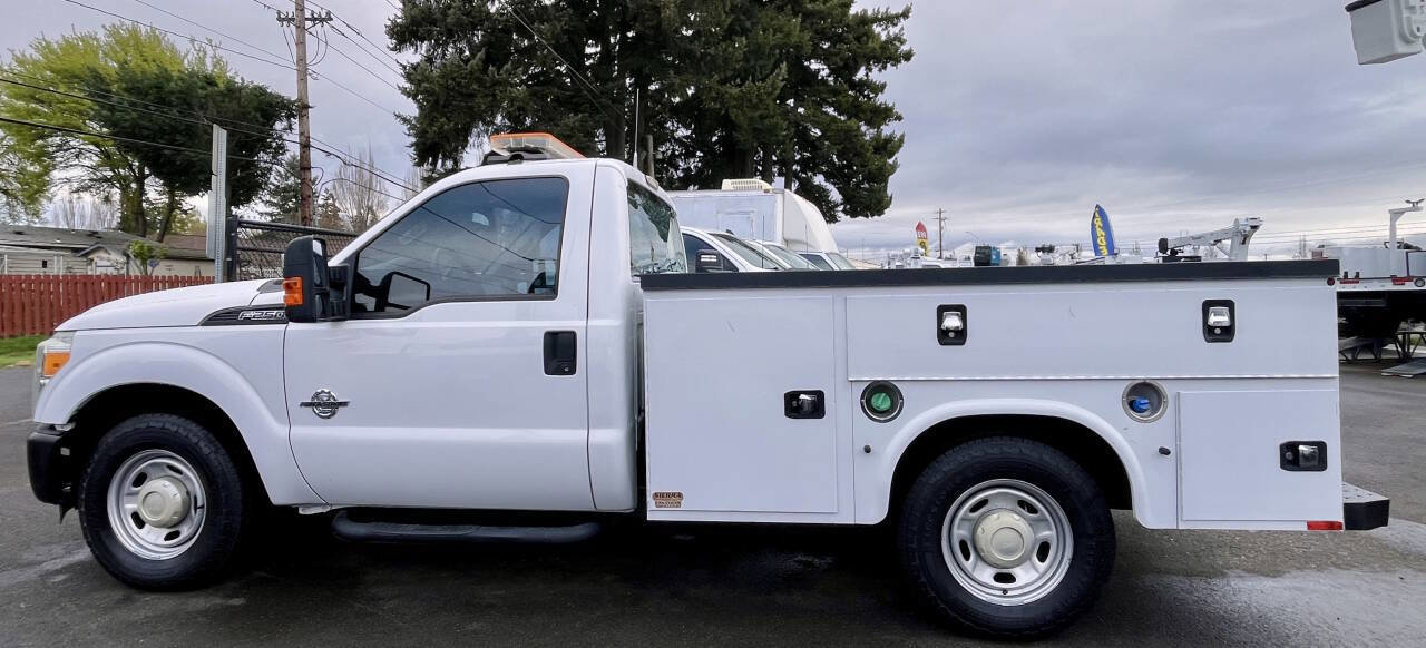 Used 2014 Ford F250 XL w/ Power Equipment Group image 2