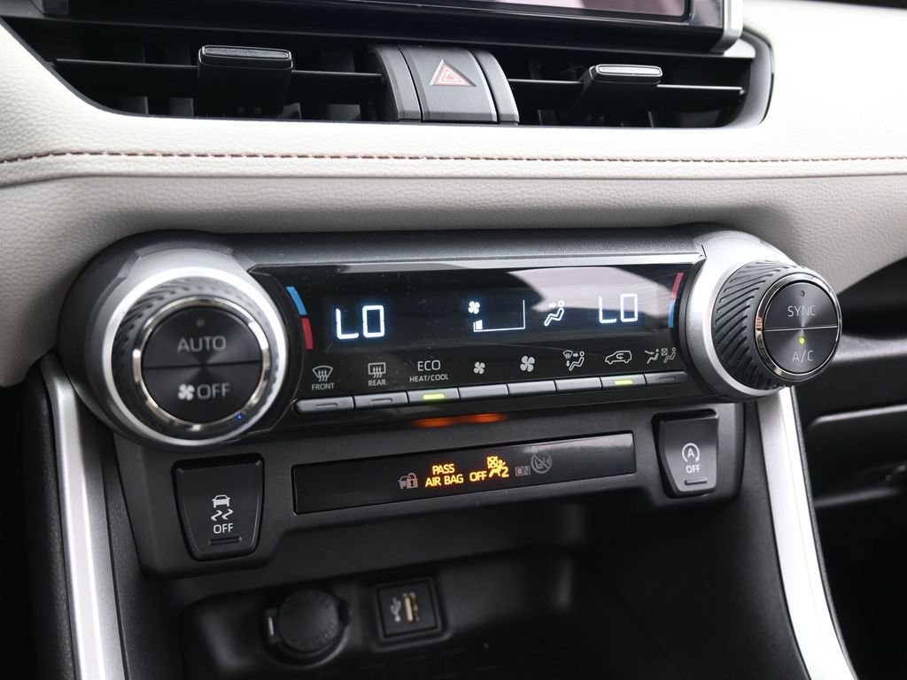 Used 2023 Toyota RAV4 XLE image 24