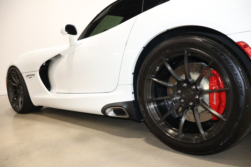 Used 2015 Dodge Viper w/ Quick Order Package 22J GT image 11