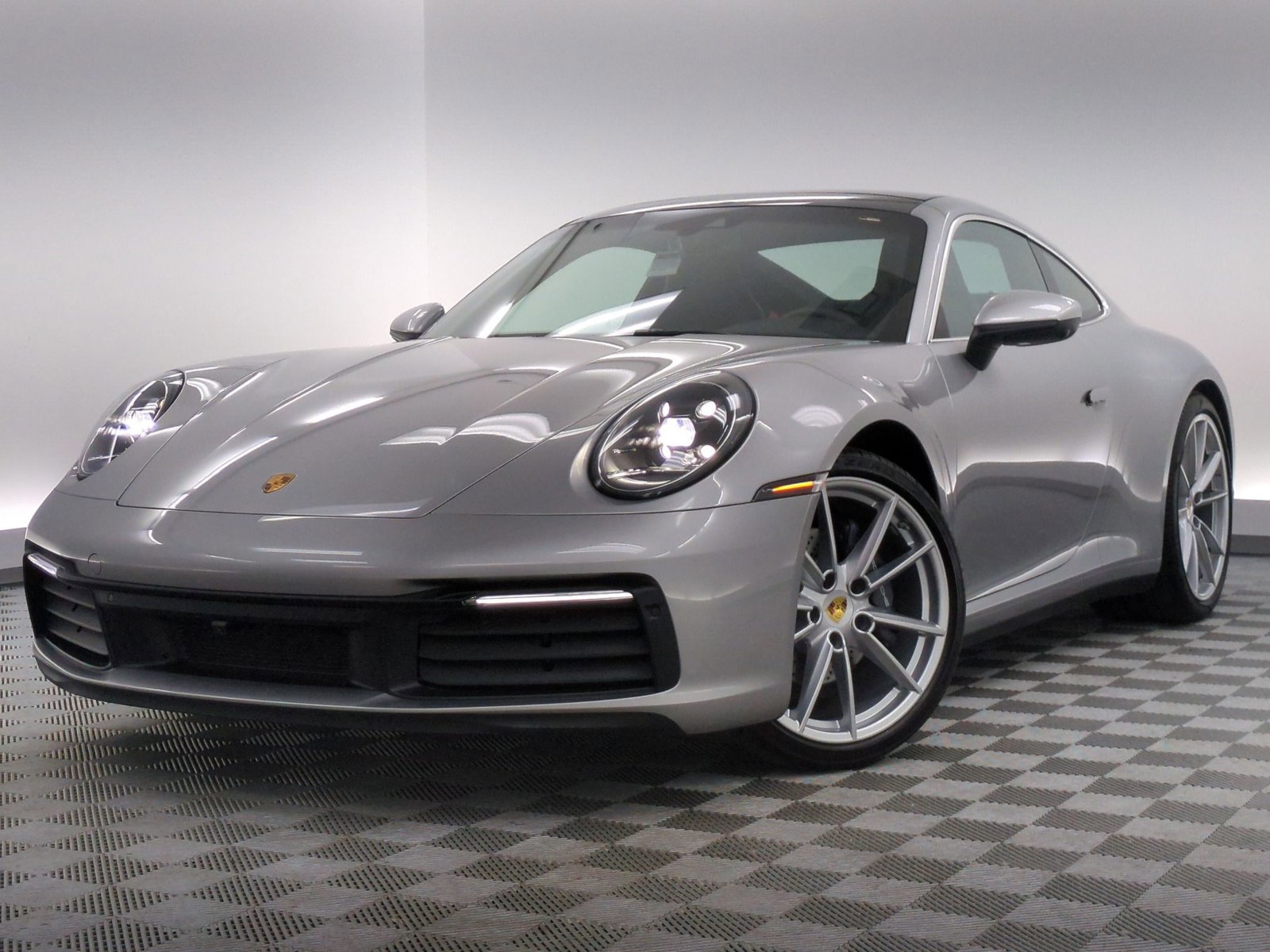 Used 2023 Porsche 911 Carrera w/ Premium Package RWD image 1