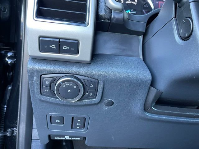 Used 2022 Ford F350 Lariat w/ Lariat Ultimate Package AWD/4WD image 26