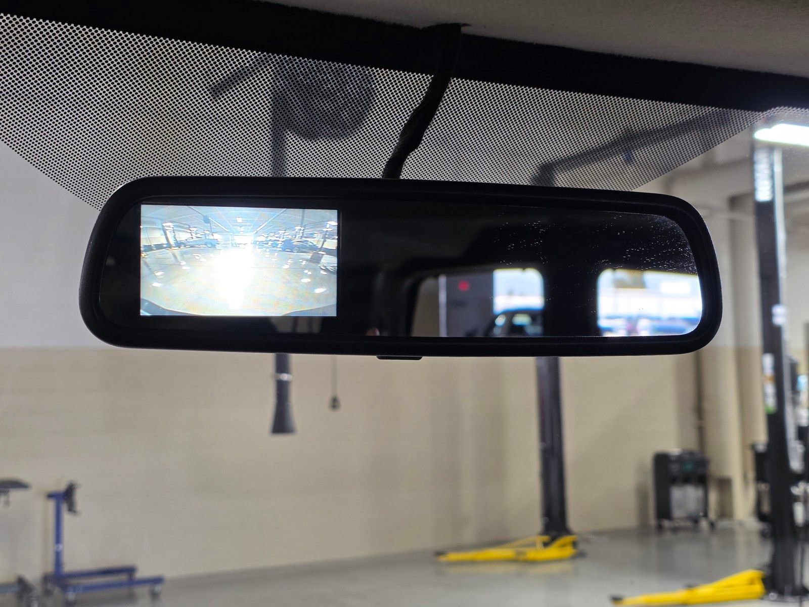 Used 2018 Chevrolet Express 2500 LS w/ Driver Convenience Package image 32