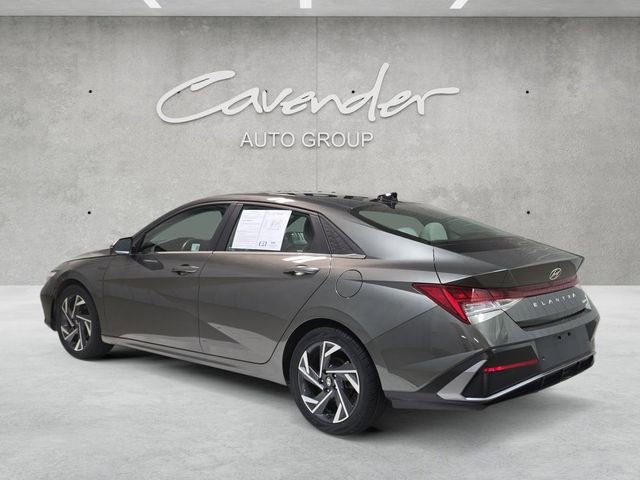 Used 2024 Hyundai Elantra Limited FWD image 14