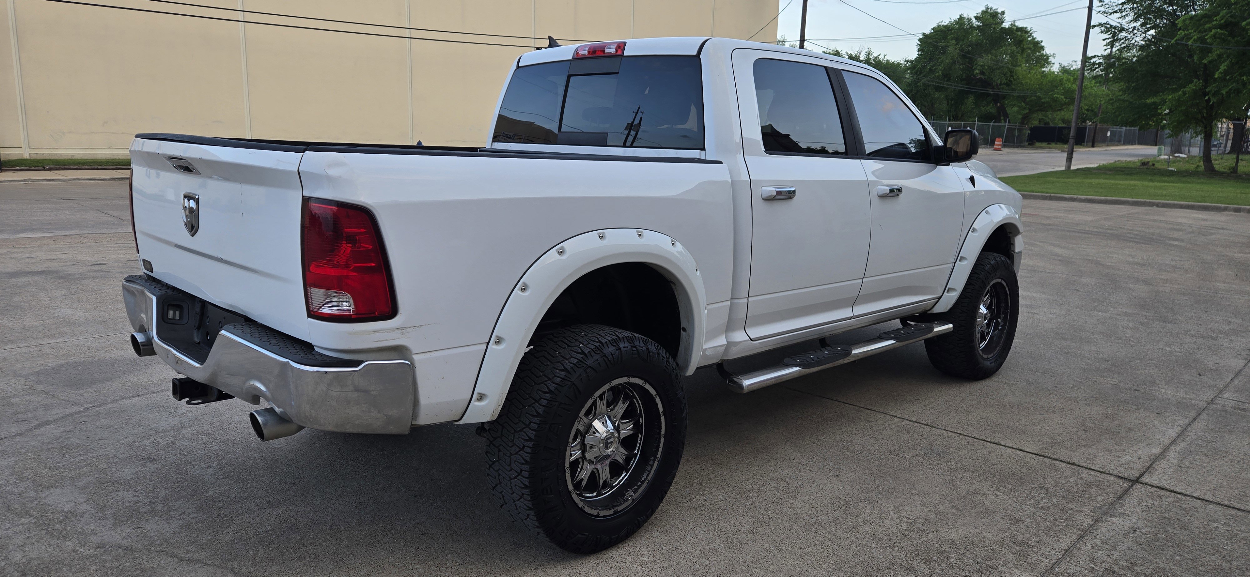 Used 2014 RAM 1500 Lone Star image 9