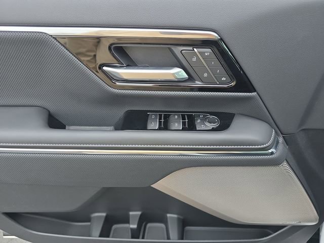 New 2025 GMC Sierra EV Denali image 22