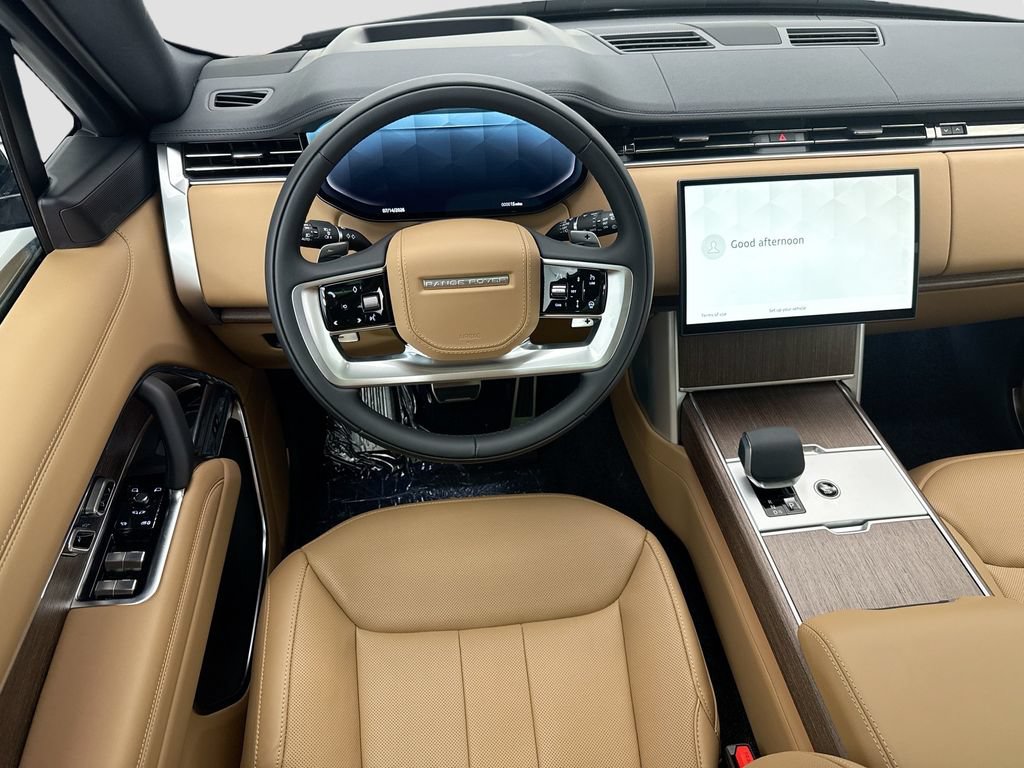 New 2026 Land Rover Range Rover Long Wheelbase SE AWD/4WD image 11