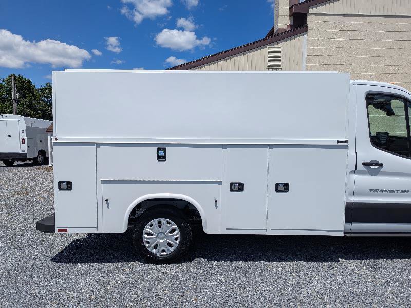 Used 2024 Ford Transit 350 w/ Interior Upgrade Package RWD image 12