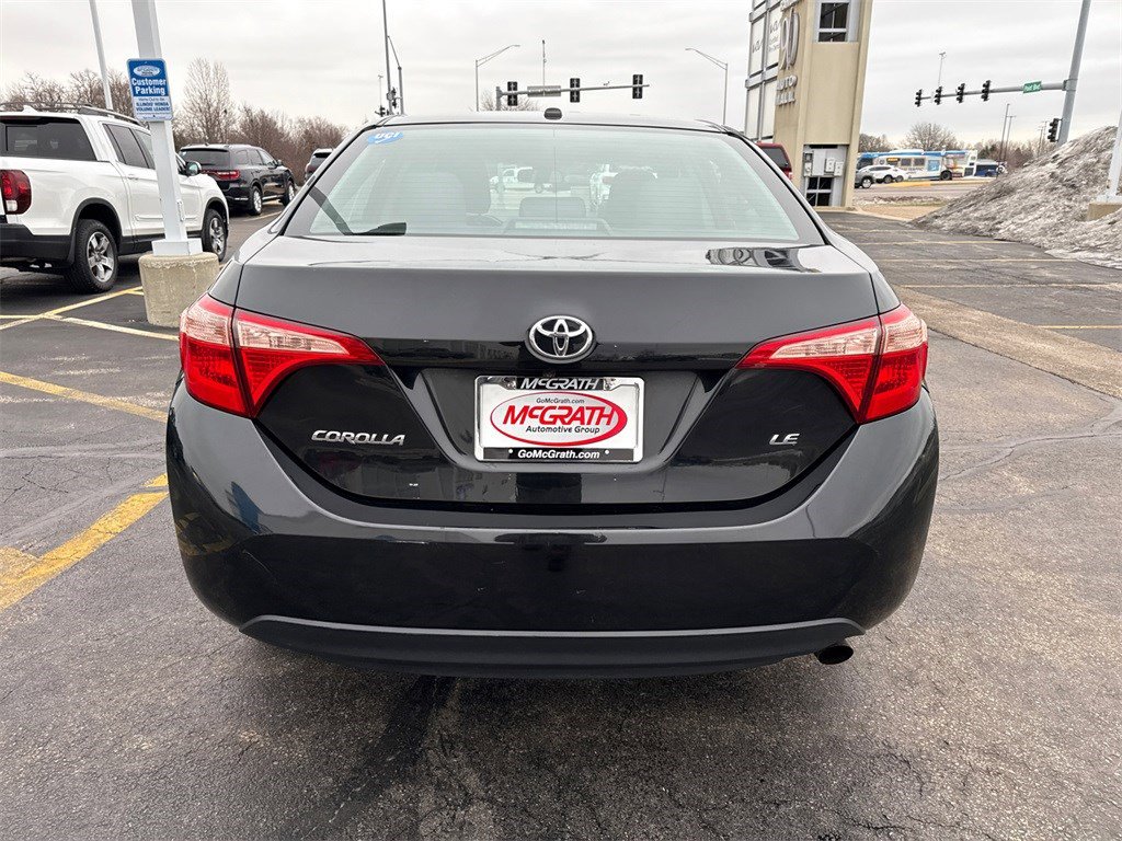 Used 2017 Toyota Corolla LE image 6