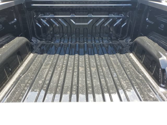 New 2026 Chevrolet Silverado EV LT w/ Plus Package AWD/4WD image 10