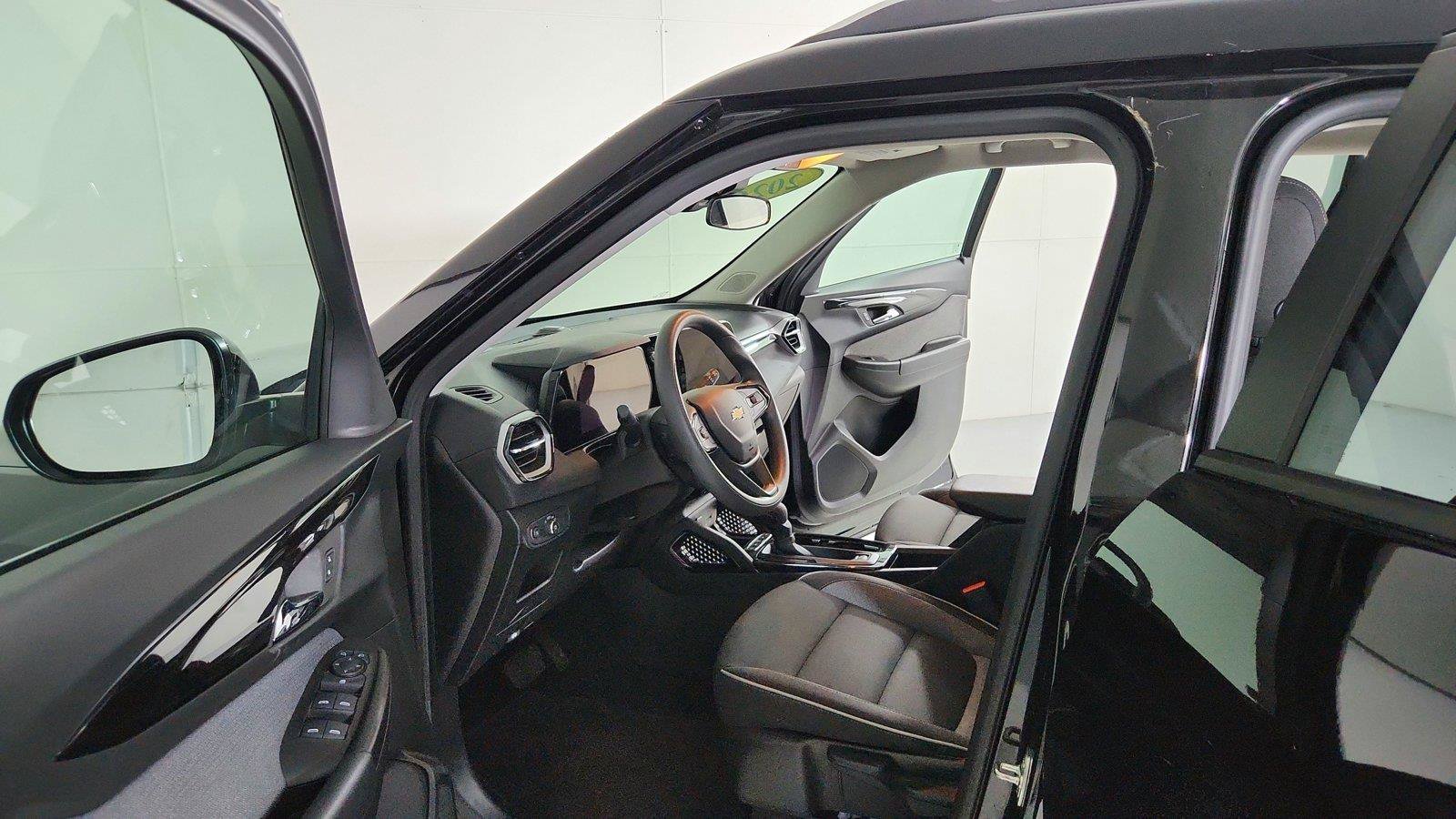 Used 2026 Chevrolet TrailBlazer LT AWD/4WD image 15