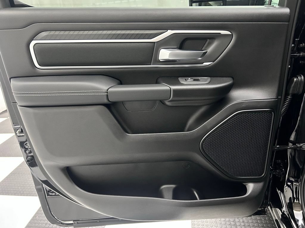 New 2026 RAM 1500 Big Horn AWD/4WD image 13