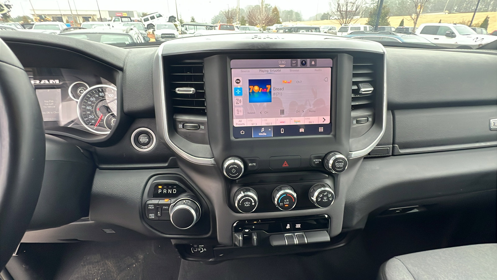 Used 2024 RAM 2500 Big Horn w/ Bed Utility Group image 32