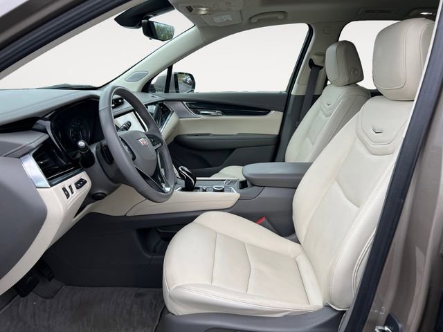 Certified 2023 Cadillac XT6 Premium Luxury w/ Technology Package AWD/4WD image 9