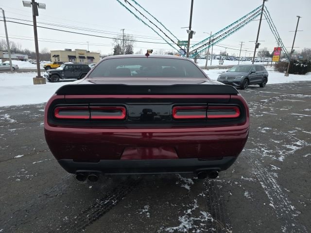 Used 2020 Dodge Challenger SXT w/ Blacktop Package RWD image 5