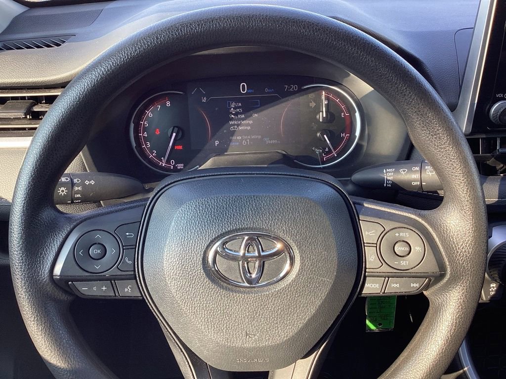 Used 2024 Toyota RAV4 LE image 28