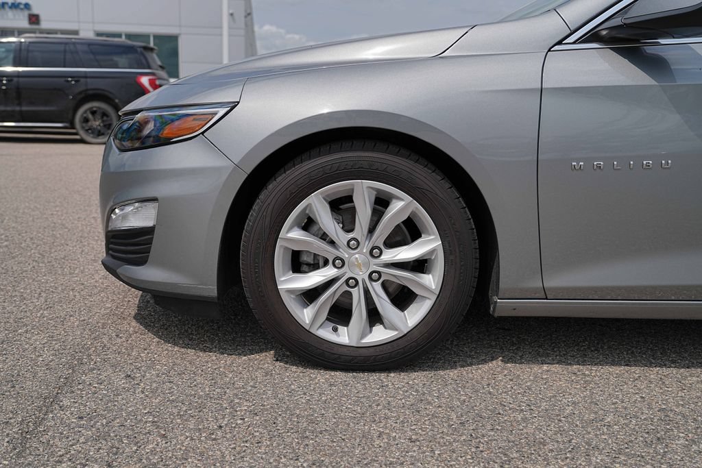 Used 2024 Chevrolet Malibu LT FWD image 11