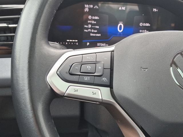 Used 2025 Volkswagen Jetta SE FWD image 21