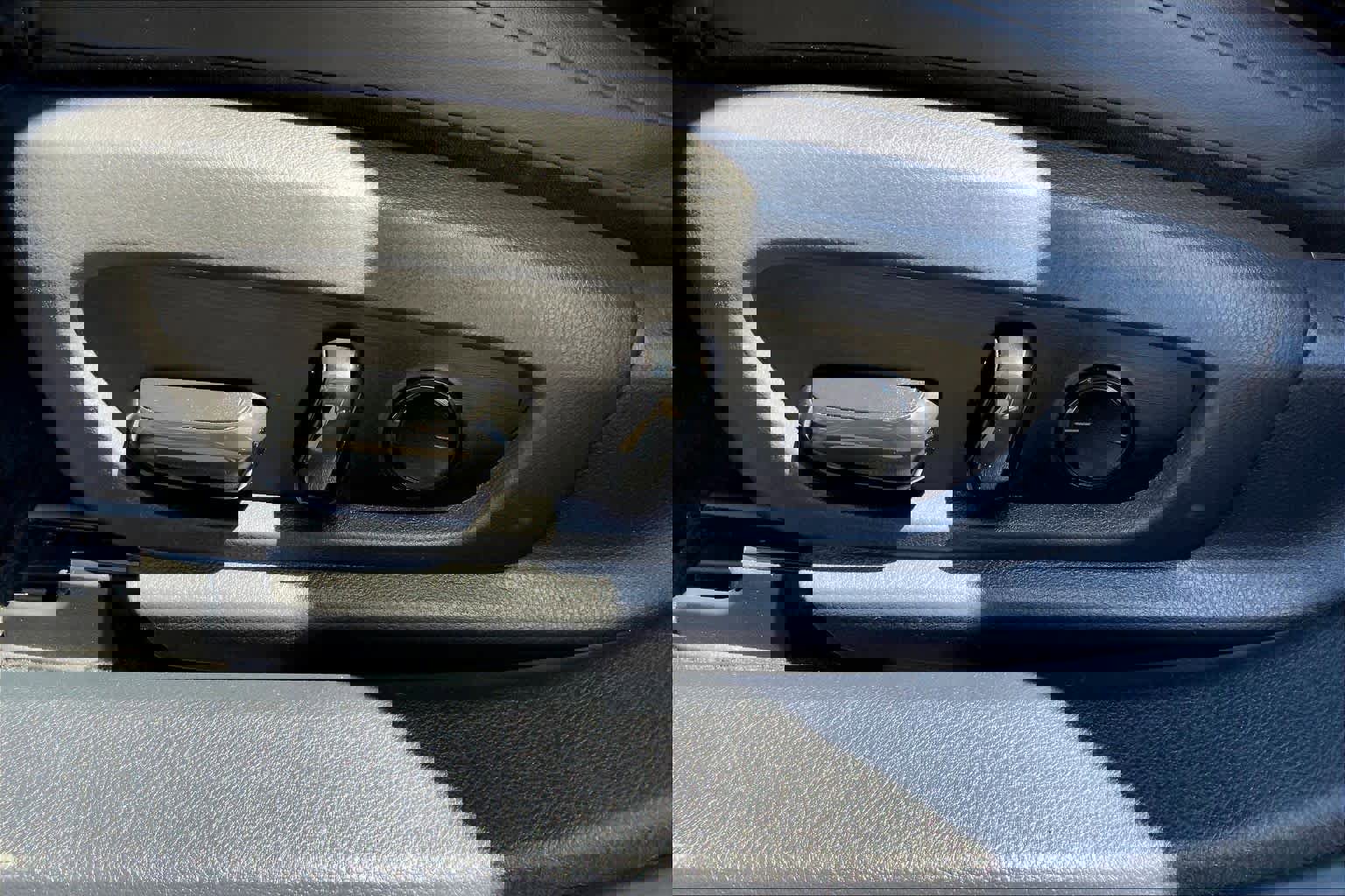 Used 2020 Lexus ES 350 w/ Premium Package image 32