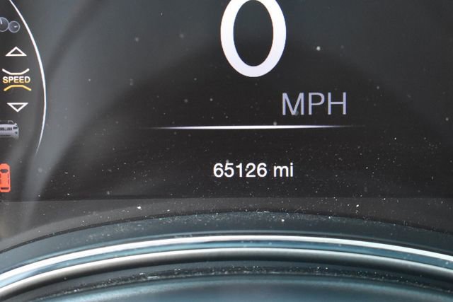 Used 2020 Jeep Grand Cherokee Overland AWD/4WD image 31