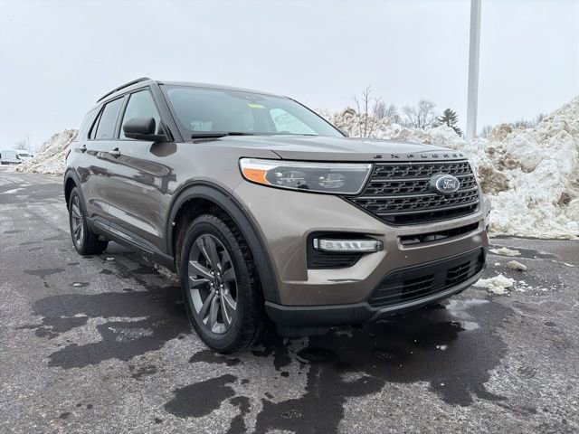 Certified 2021 Ford Explorer XLT w/ Equipment Group 202A