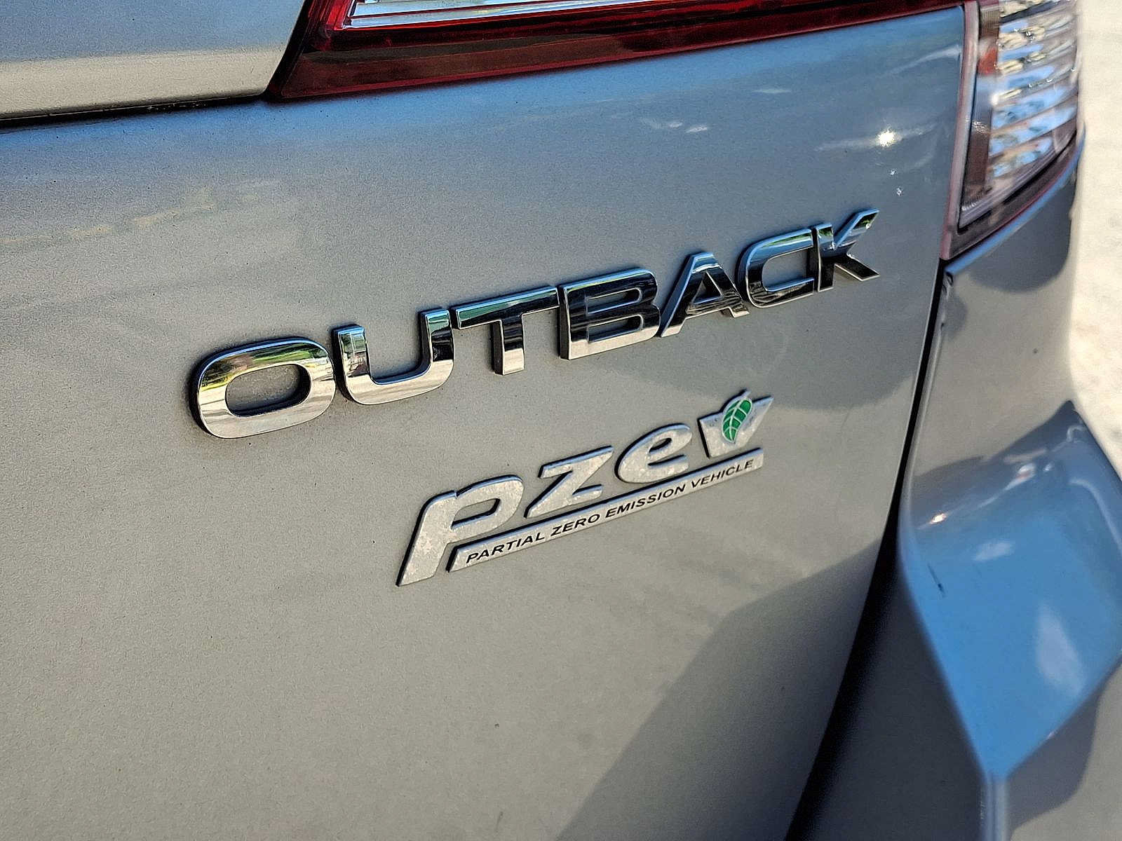Used 2012 Subaru Outback 2.5i Limited AWD/4WD image 30