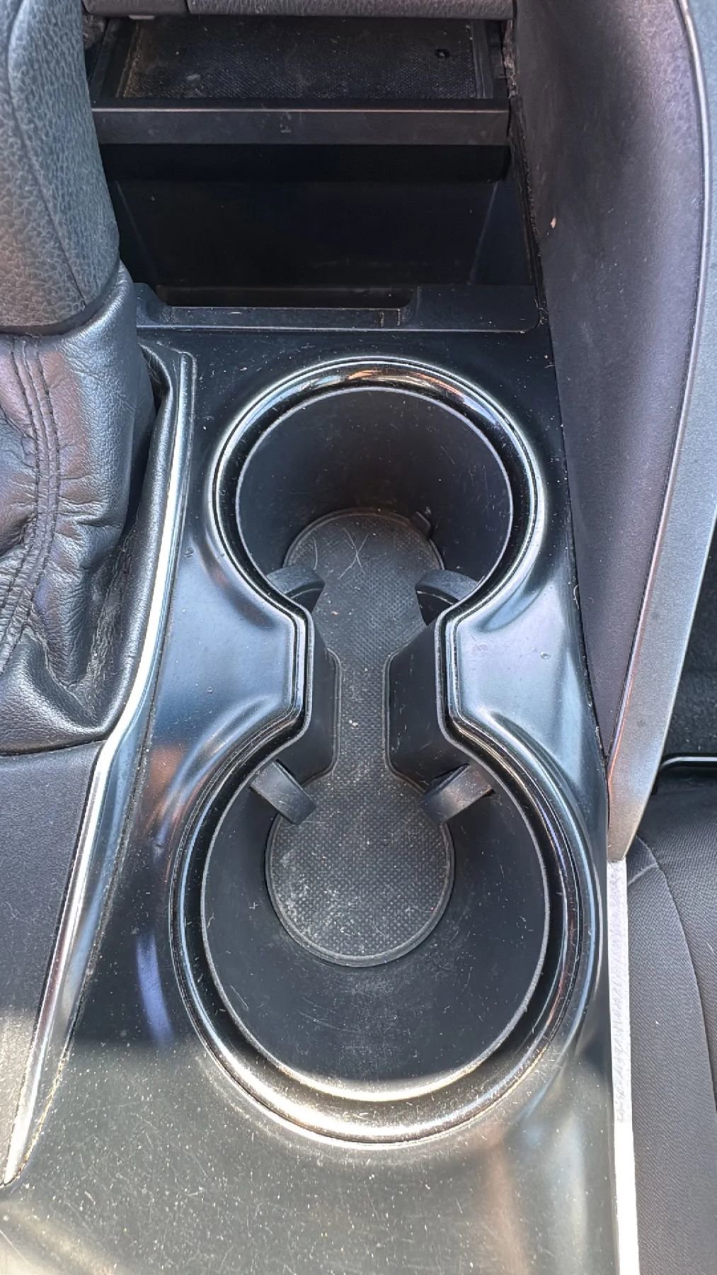 Used 2018 Toyota Camry LE image 18