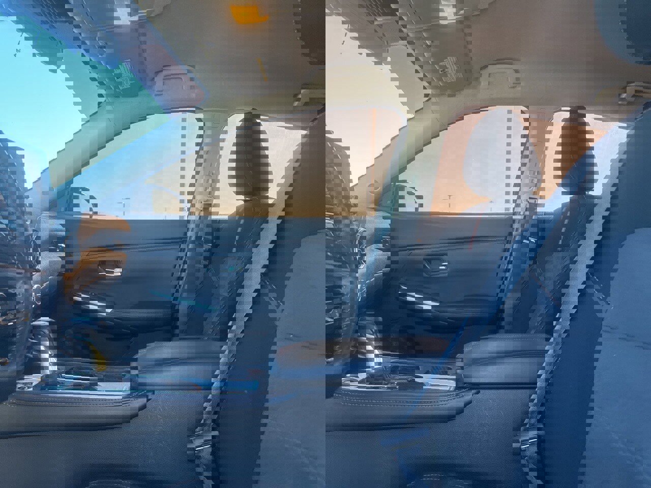 Certified 2022 Nissan Sentra SR w/ Midnight Edition image 29