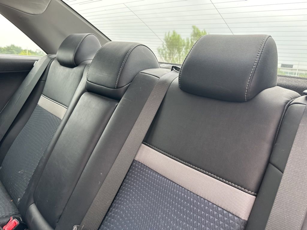 Used 2014 Toyota Camry SE FWD image 15