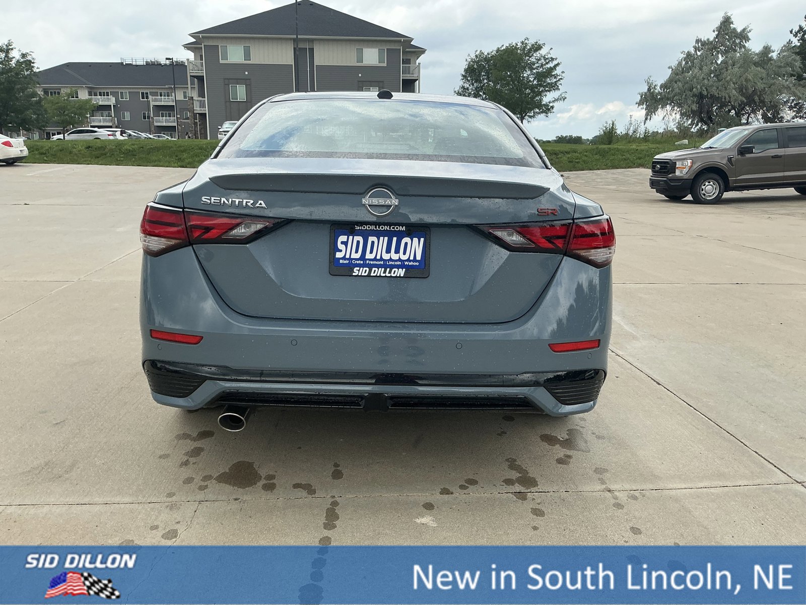 New 2025 Nissan Sentra SR w/ Trunk Package image 4