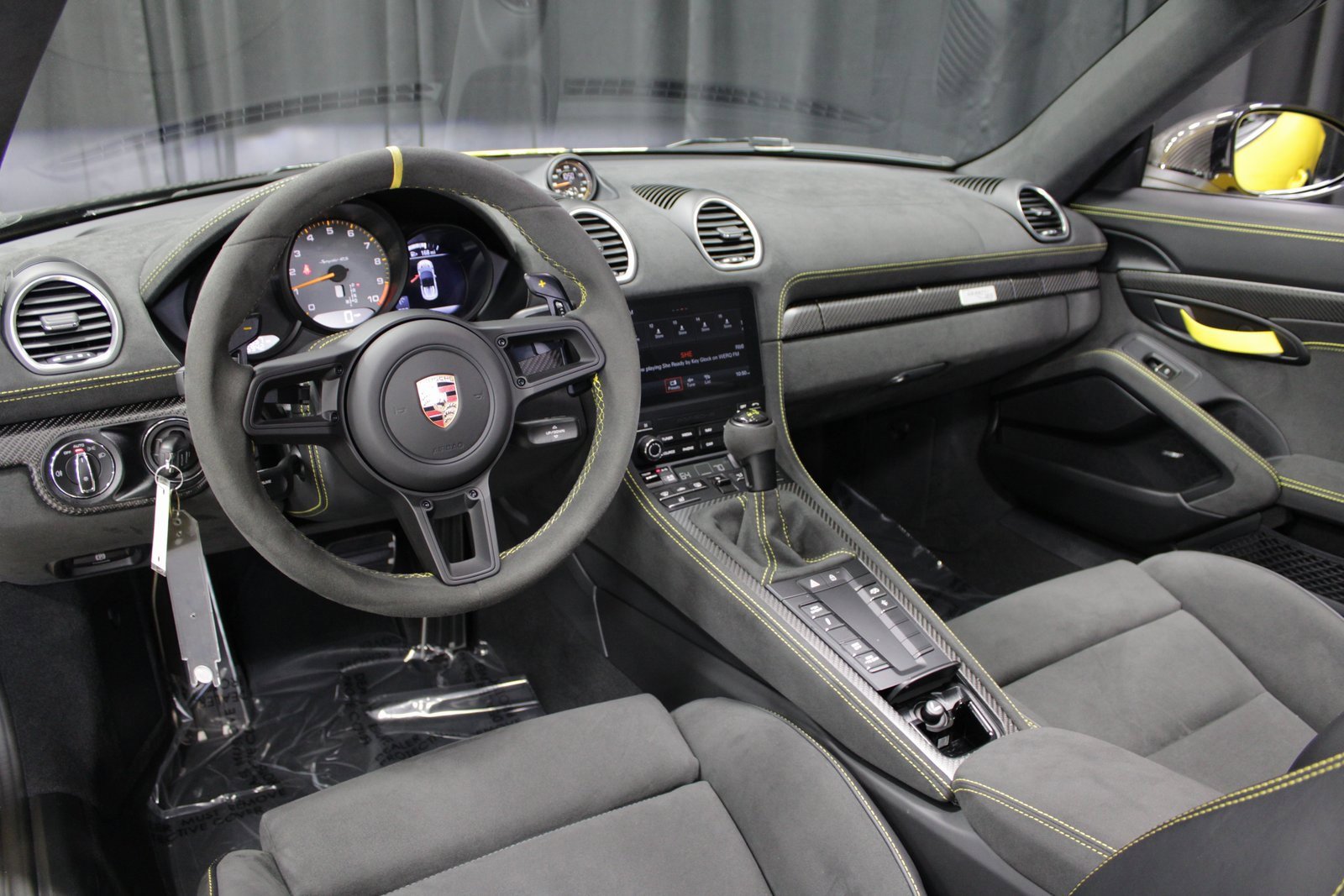 Certified 2025 Porsche 718 Boxster Spyder RS image 4