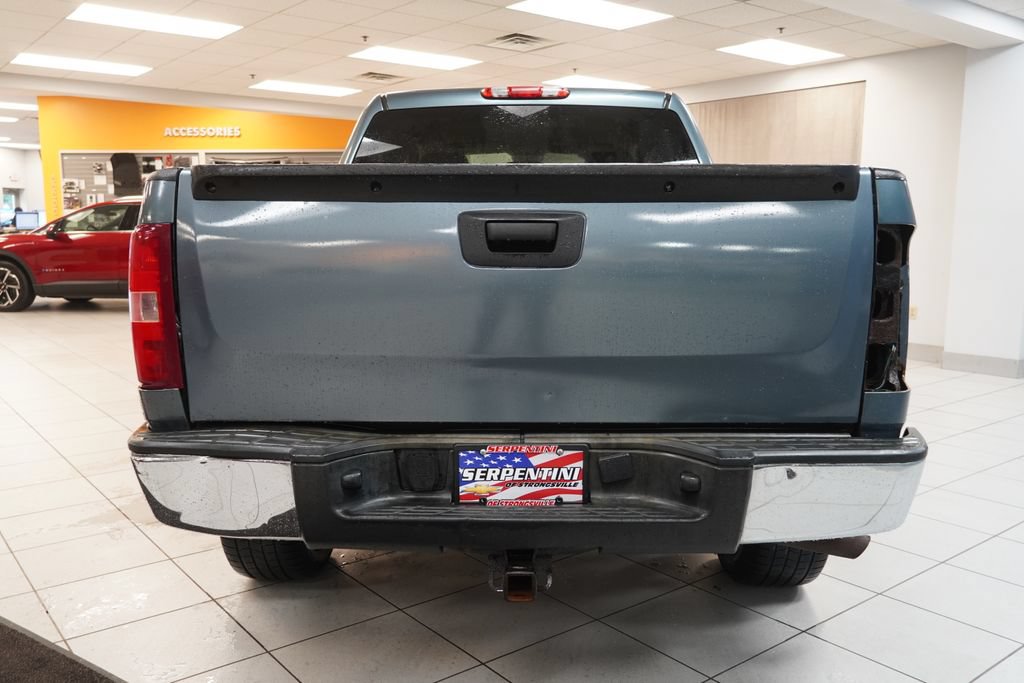 Used 2010 Chevrolet Silverado 1500 W/T AWD/4WD image 10