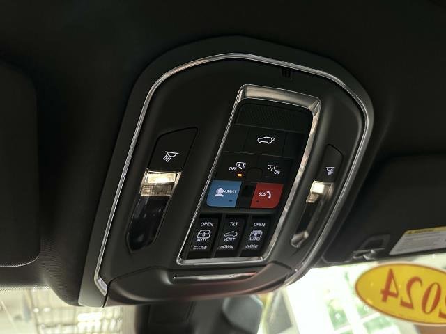 Used 2024 Jeep Grand Cherokee Limited 4xe image 36