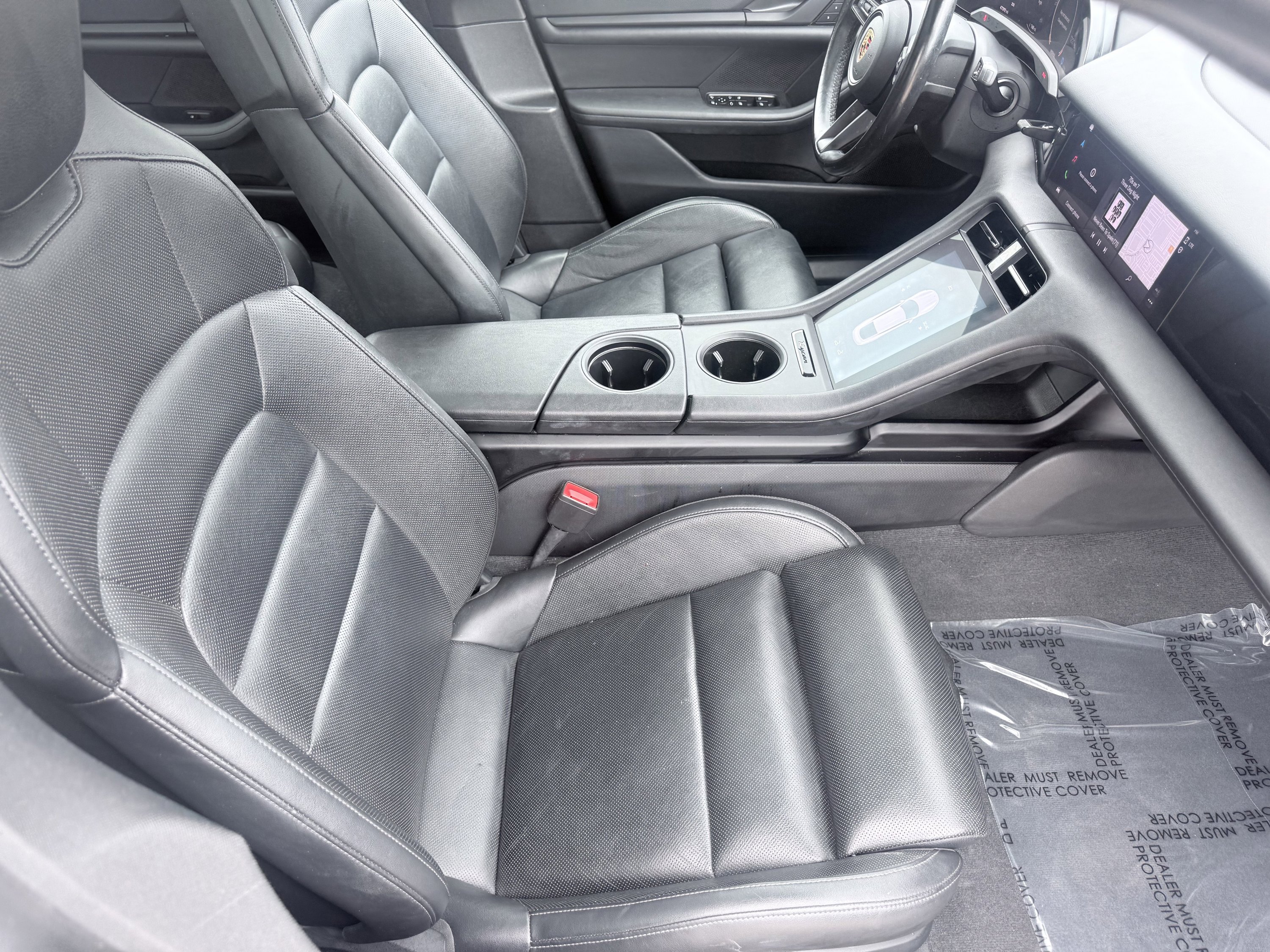 Used 2023 Porsche Taycan image 24