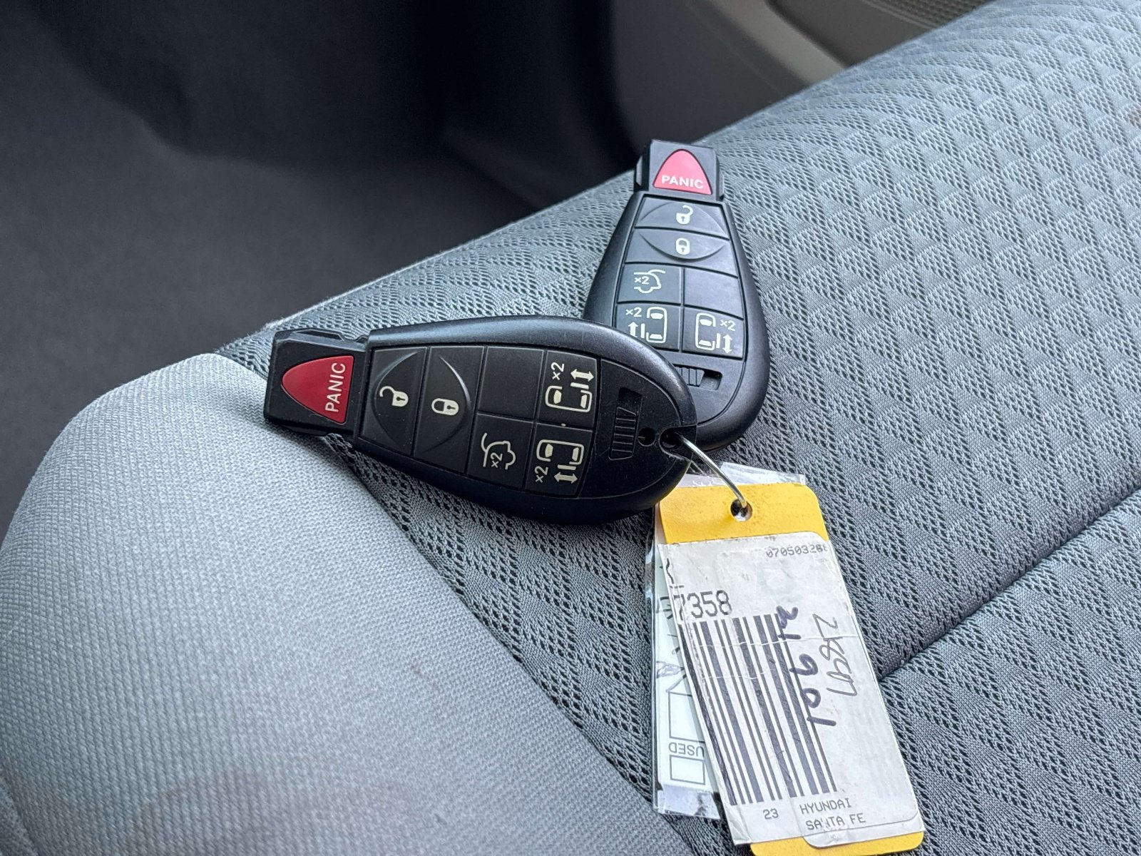 Used 2010 Chrysler Town & Country LX w/ PWR Convenience Group FWD image 30