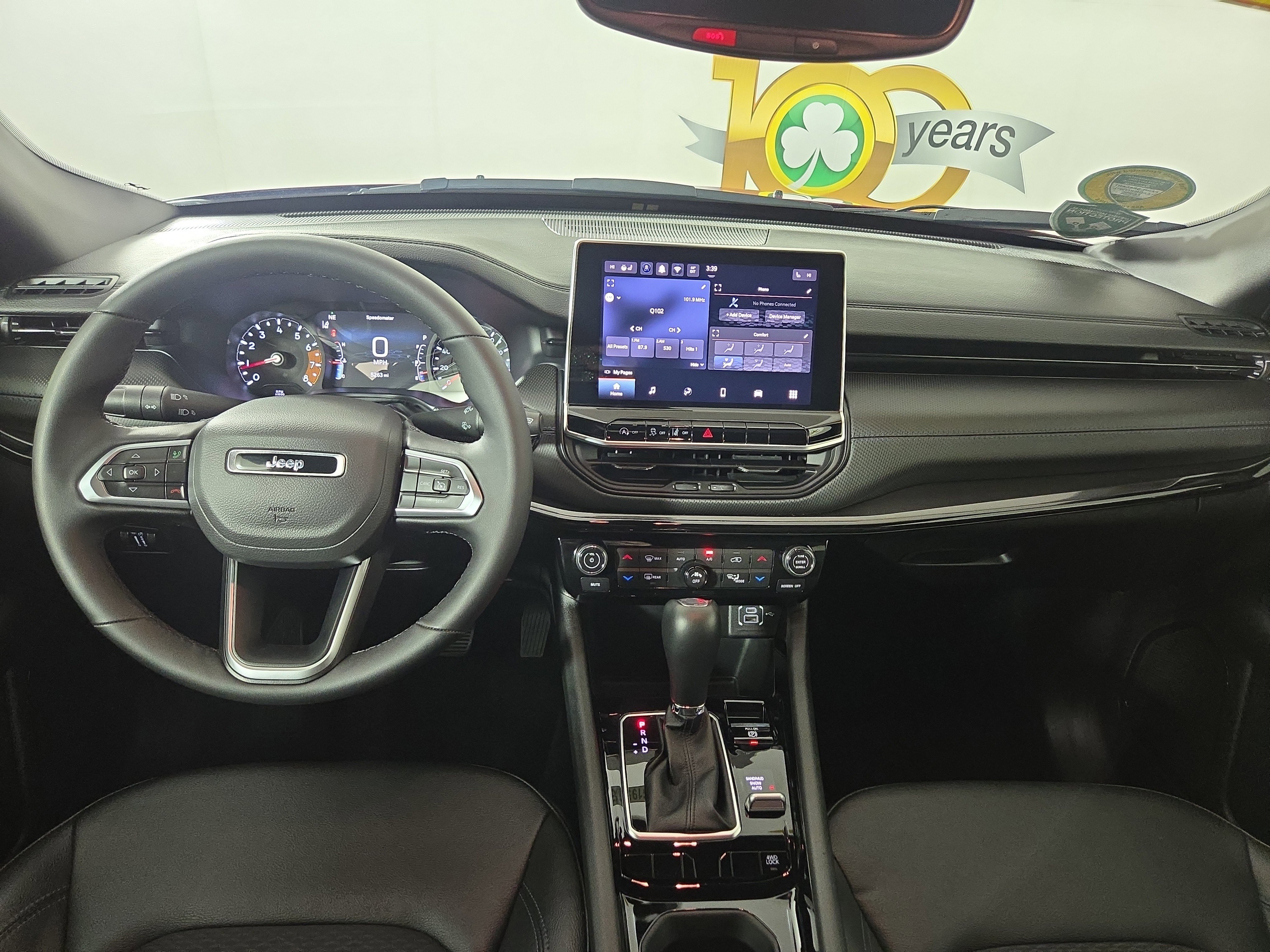 Used 2025 Jeep Compass Latitude w/ Convenience Group image 13