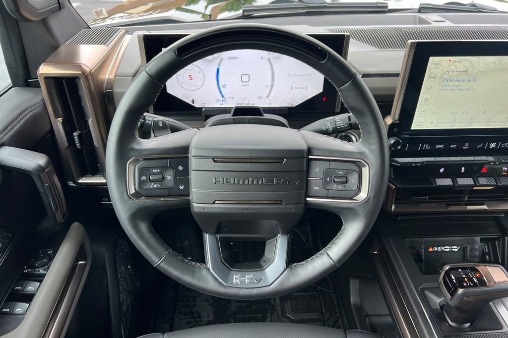 Used 2025 GMC Hummer EV 2X image 22
