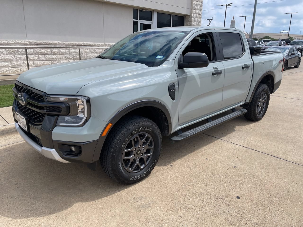 Certified 2024 Ford Ranger XLT w/ FX4 Off-Road Package AWD/4WD image 2