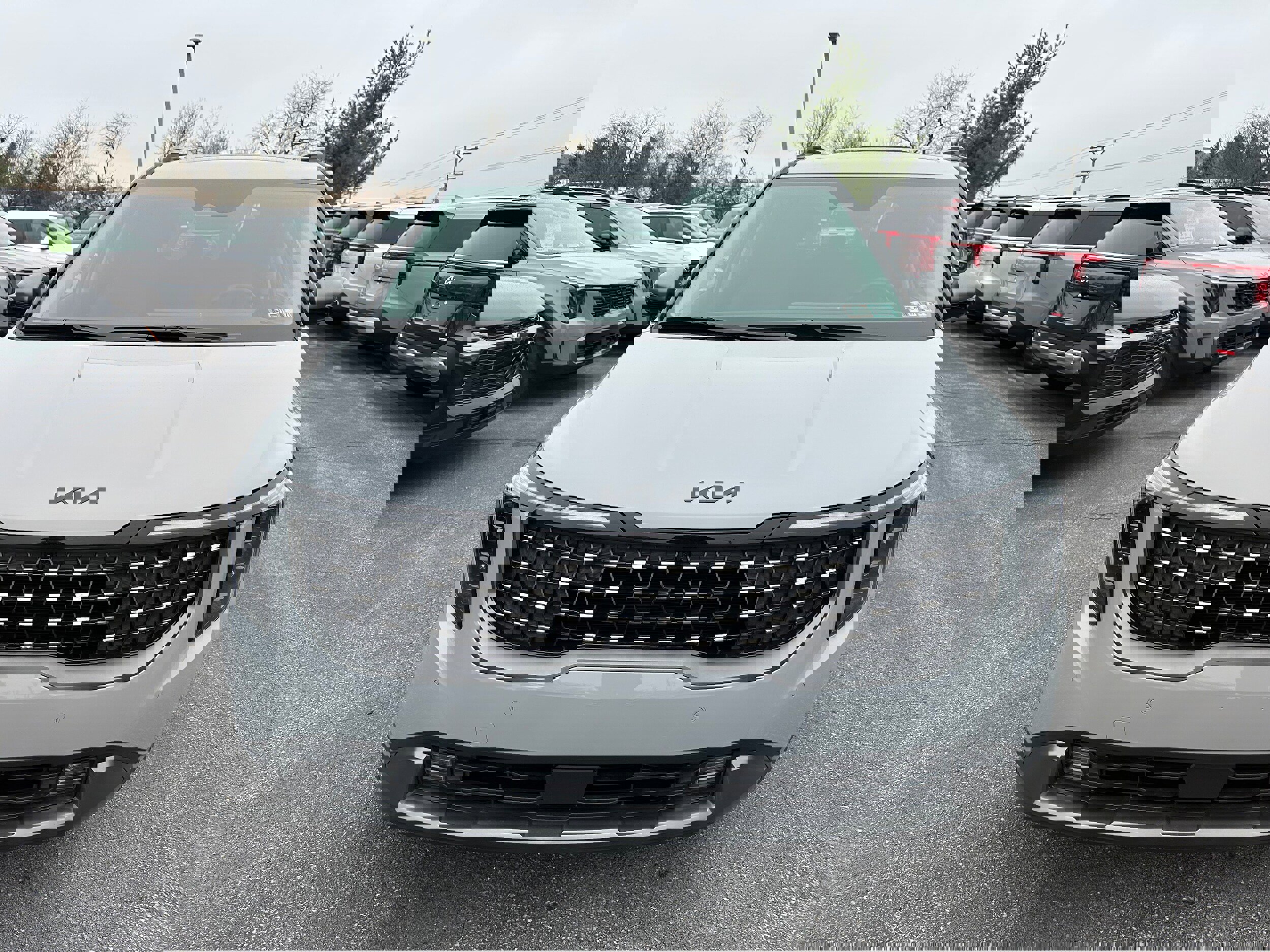 New 2026 Kia Carnival SX image 2