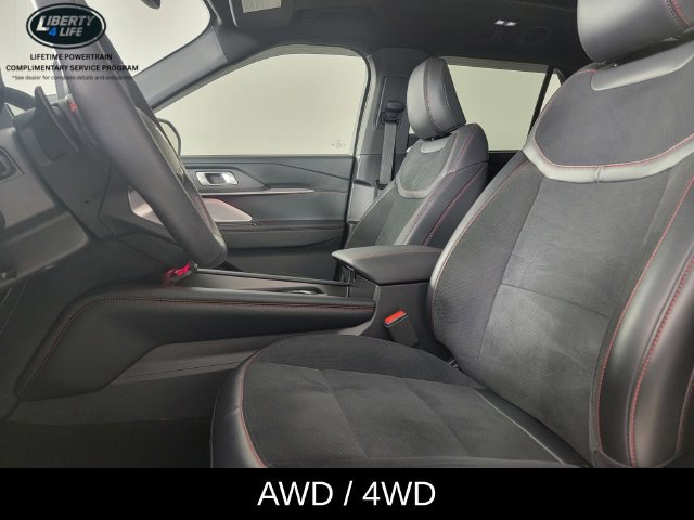 Used 2025 Ford Explorer ST w/ Sun And Sound Package AWD/4WD image 13