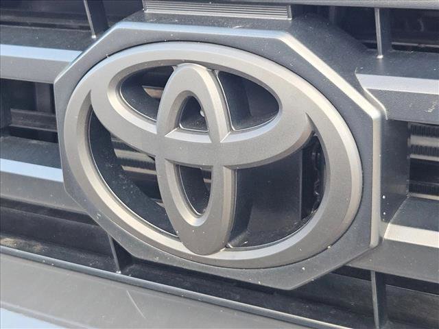 Used 2025 Toyota 4Runner SR5 image 5