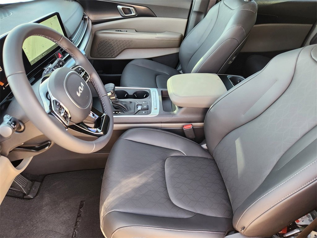 New 2026 Kia Carnival image 17