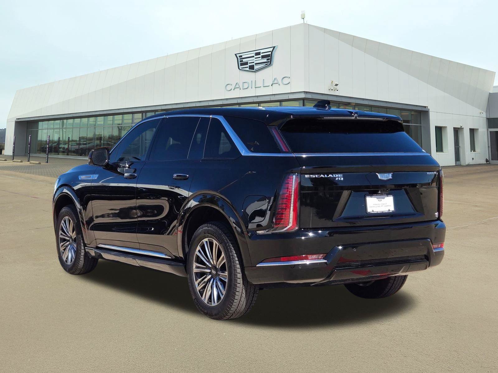 New 2026 Cadillac Escalade IQ Luxury 1 w/ LPO, Floor Liner Package AWD/4WD image 4