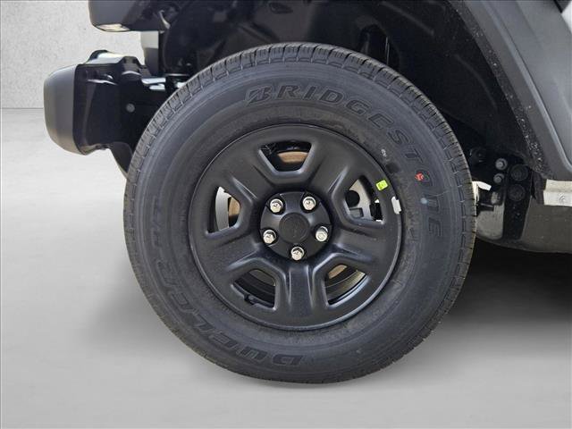 New 2026 Jeep Gladiator Sport AWD/4WD image 10
