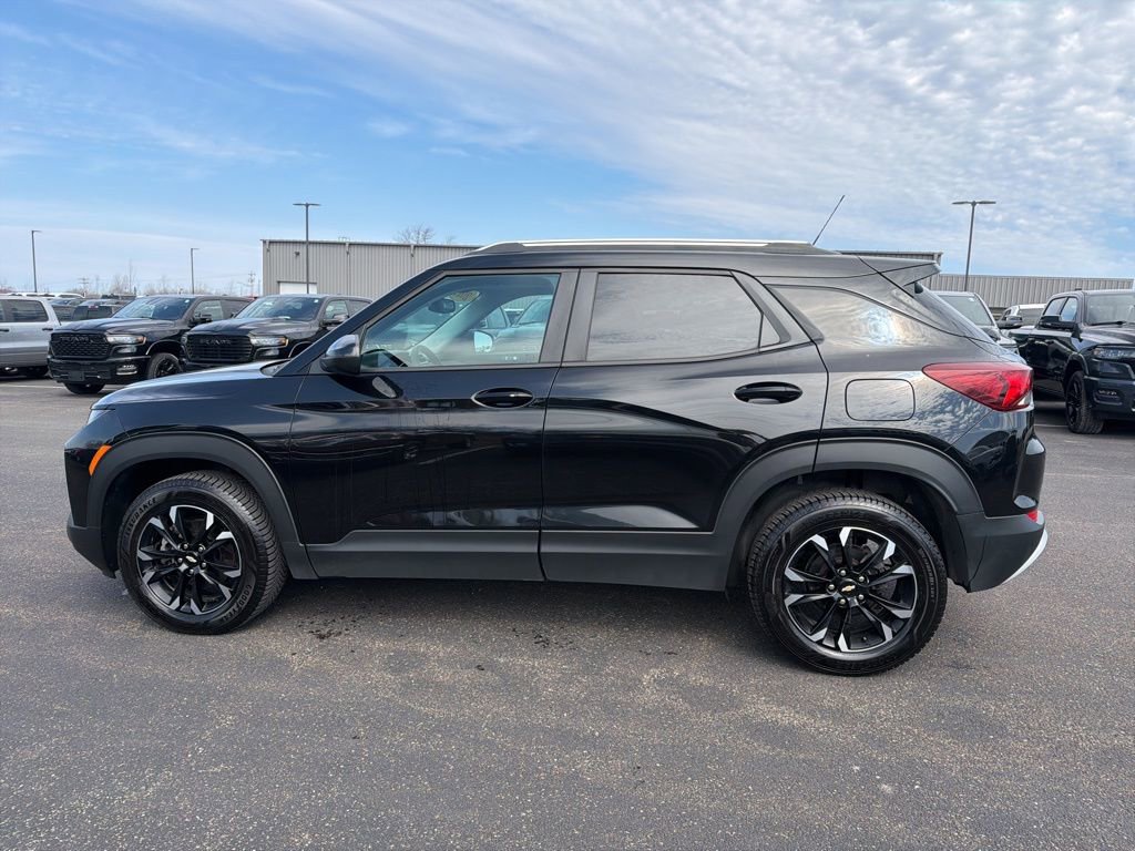 Used 2021 Chevrolet TrailBlazer LT w/ Convenience Package AWD/4WD image 6