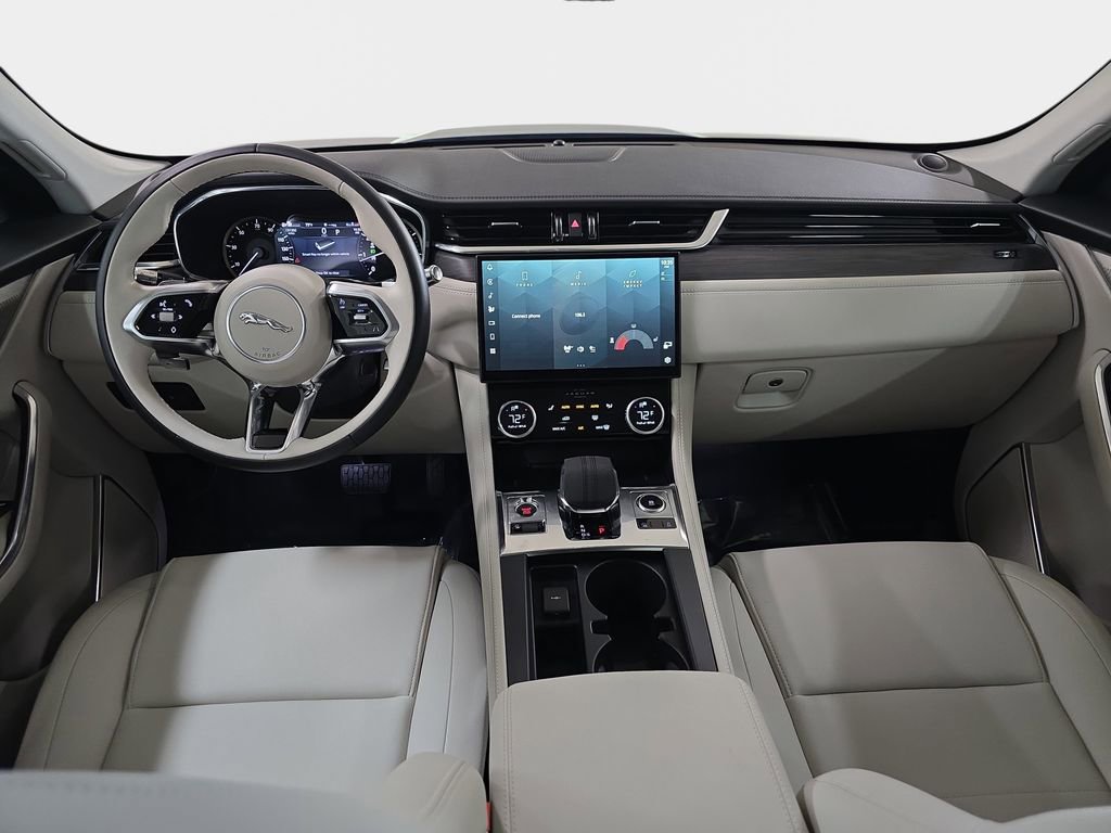 Used 2021 Jaguar F-PACE image 12