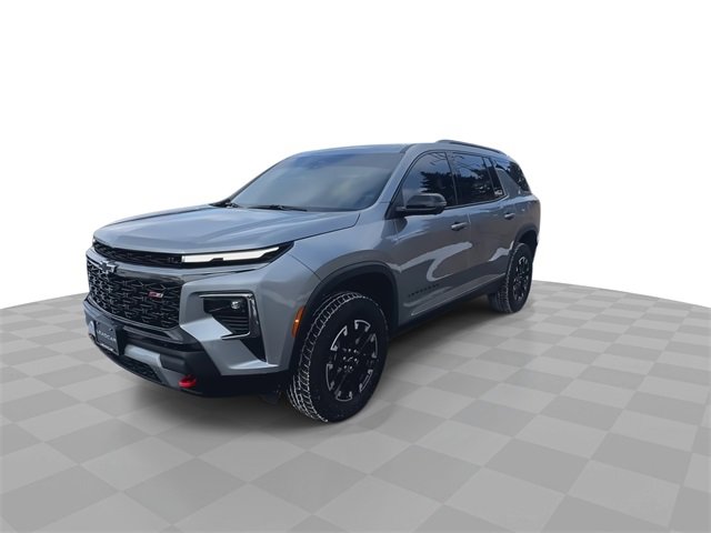 Used 2025 Chevrolet Traverse Z71 w/ Driver Confidence Package image 4